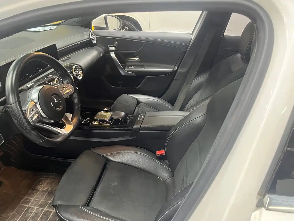 Mercedes-Benz A-Class — миниатюра 4