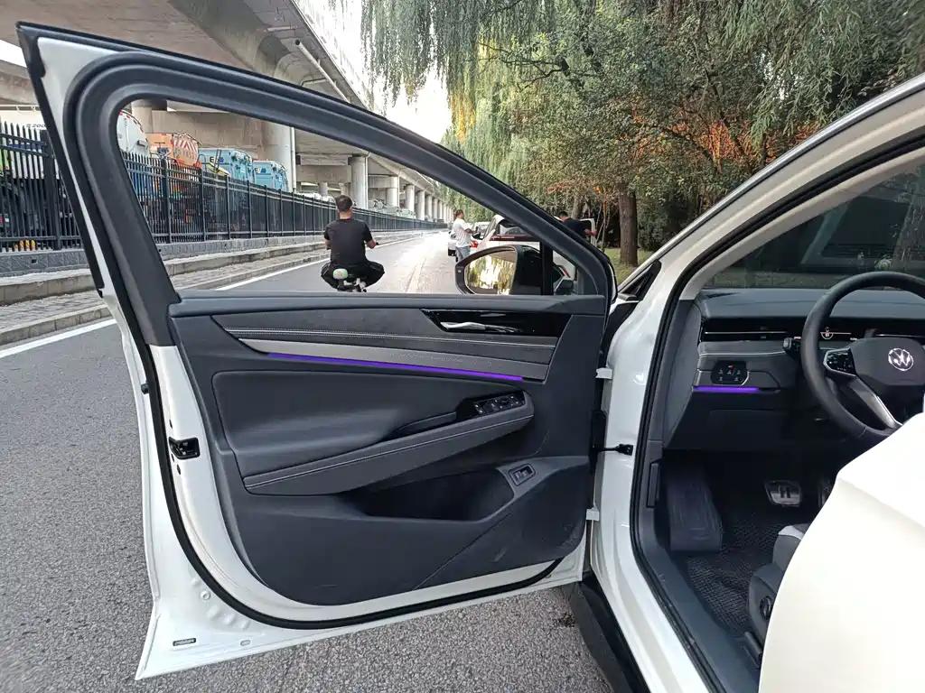Volkswagen ID.7 VIZZION — миниатюра 5