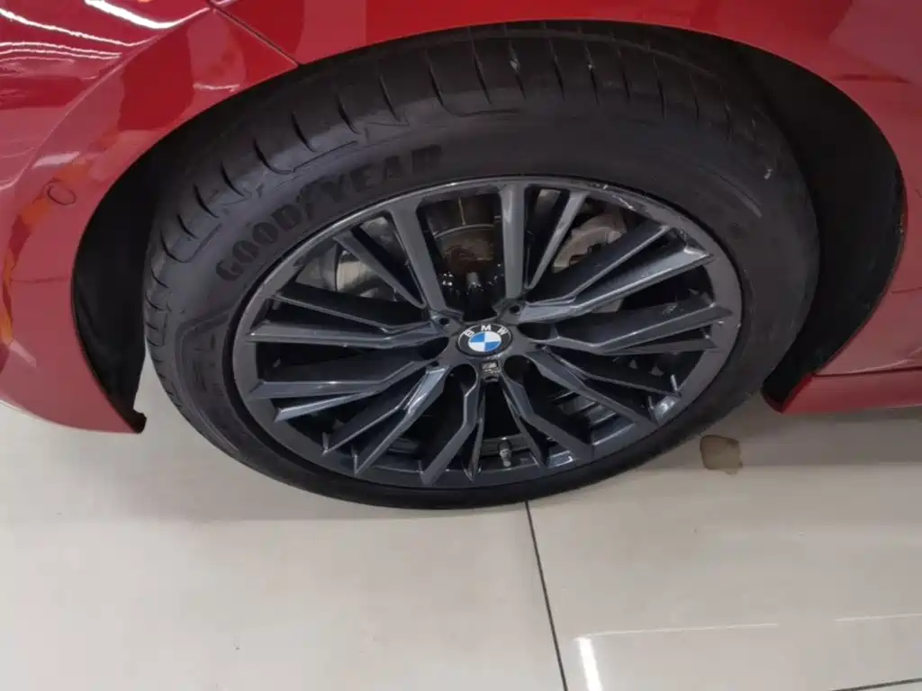 BMW 3 Series — миниатюра 23