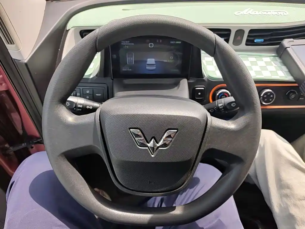 Wuling MINIEV — миниатюра 11