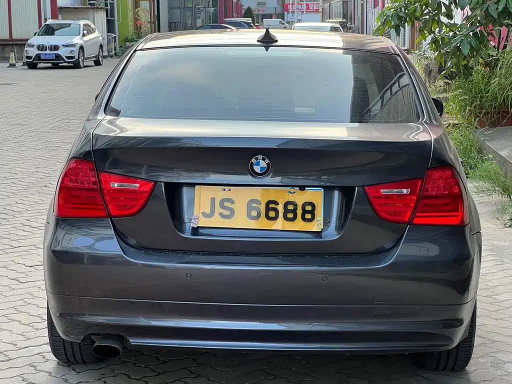 BMW 3 Series — миниатюра 11
