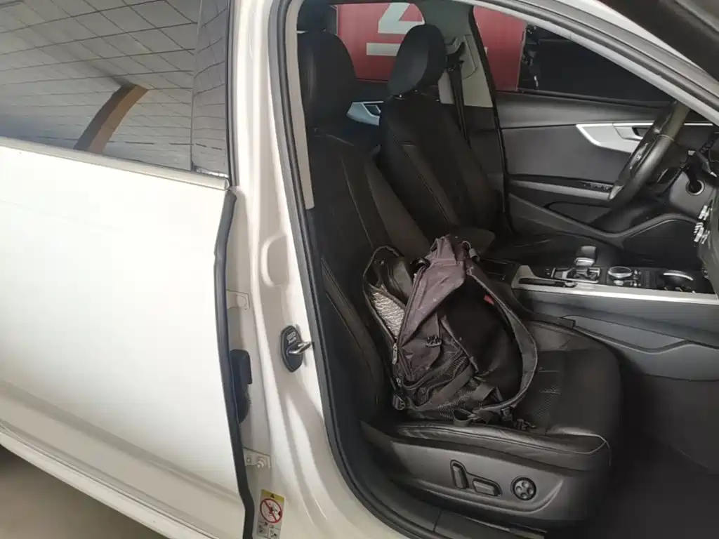 Audi A4L — миниатюра 25