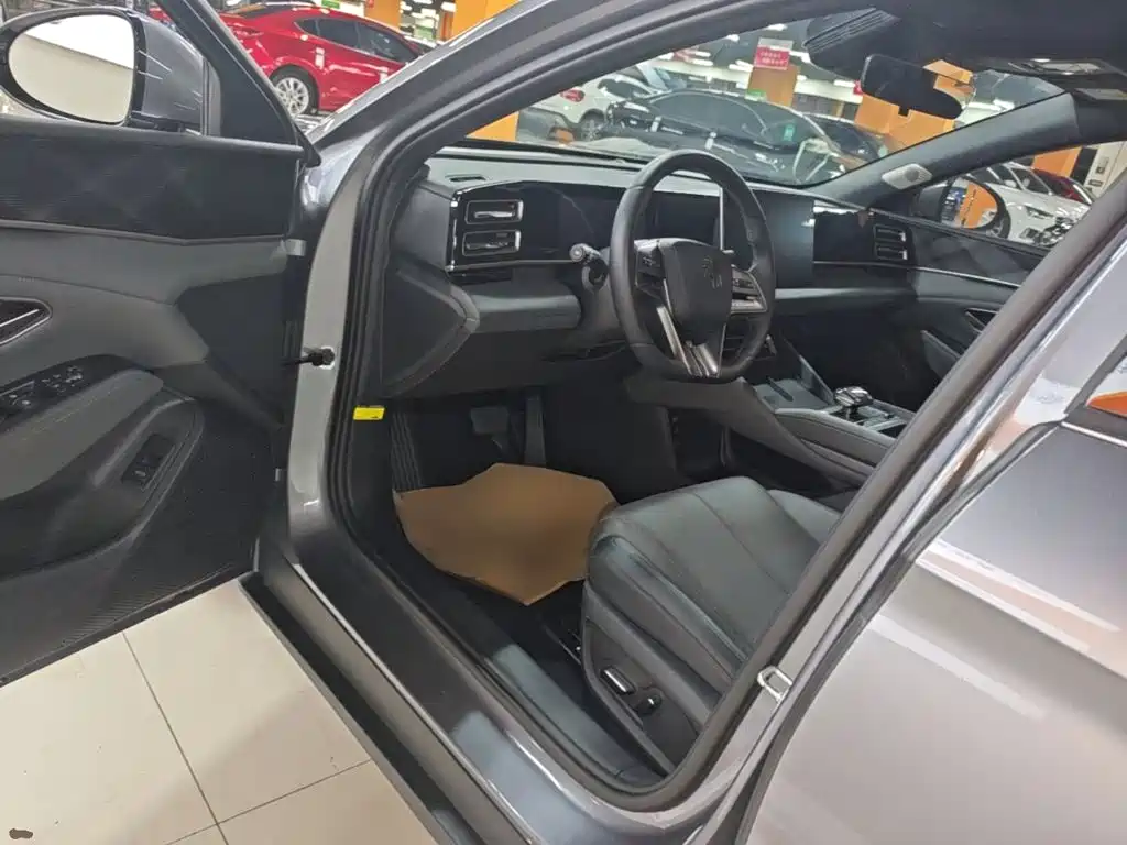 BYD Qin L — миниатюра 16
