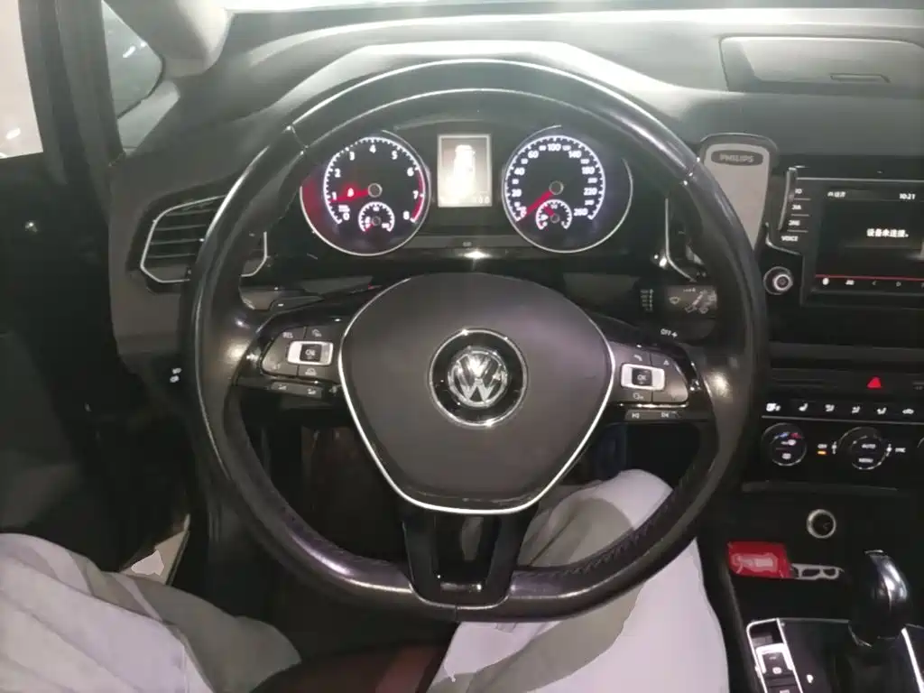 Volkswagen Golf (Import) — миниатюра 11