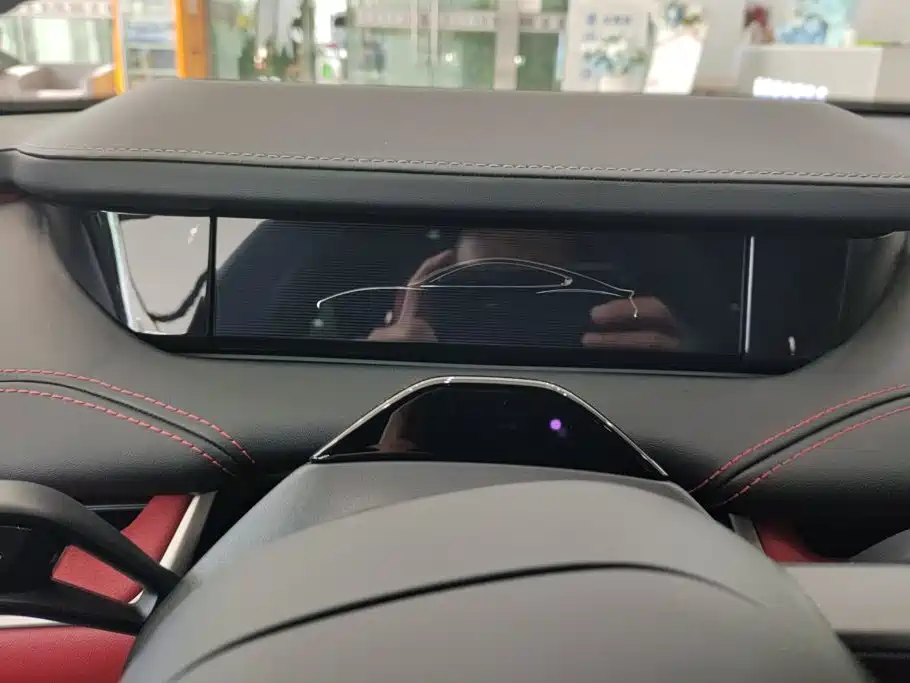 Xiaomi SU7 — миниатюра 14