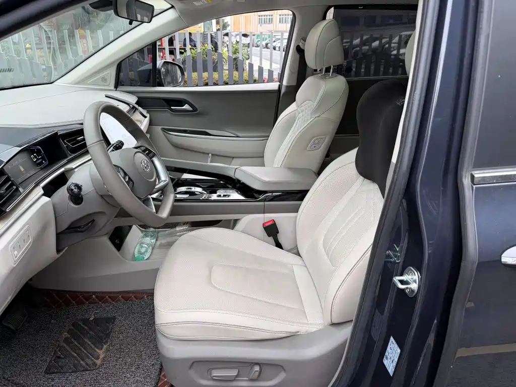 Hyundai Custo — миниатюра 8