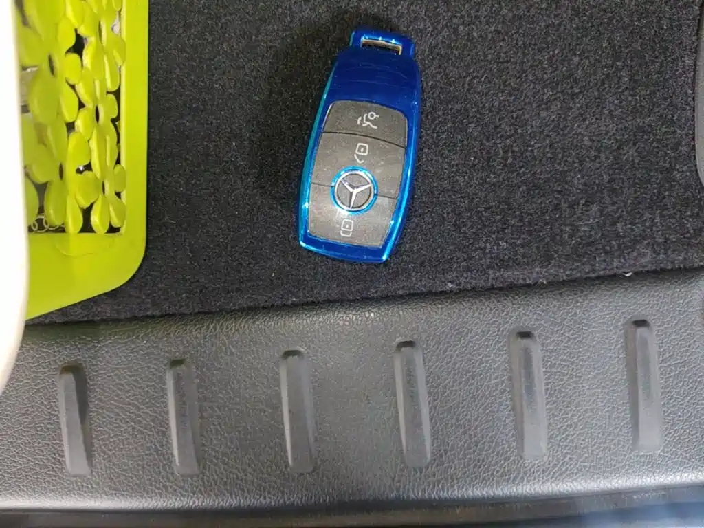 Mercedes-Benz GLB — миниатюра 9