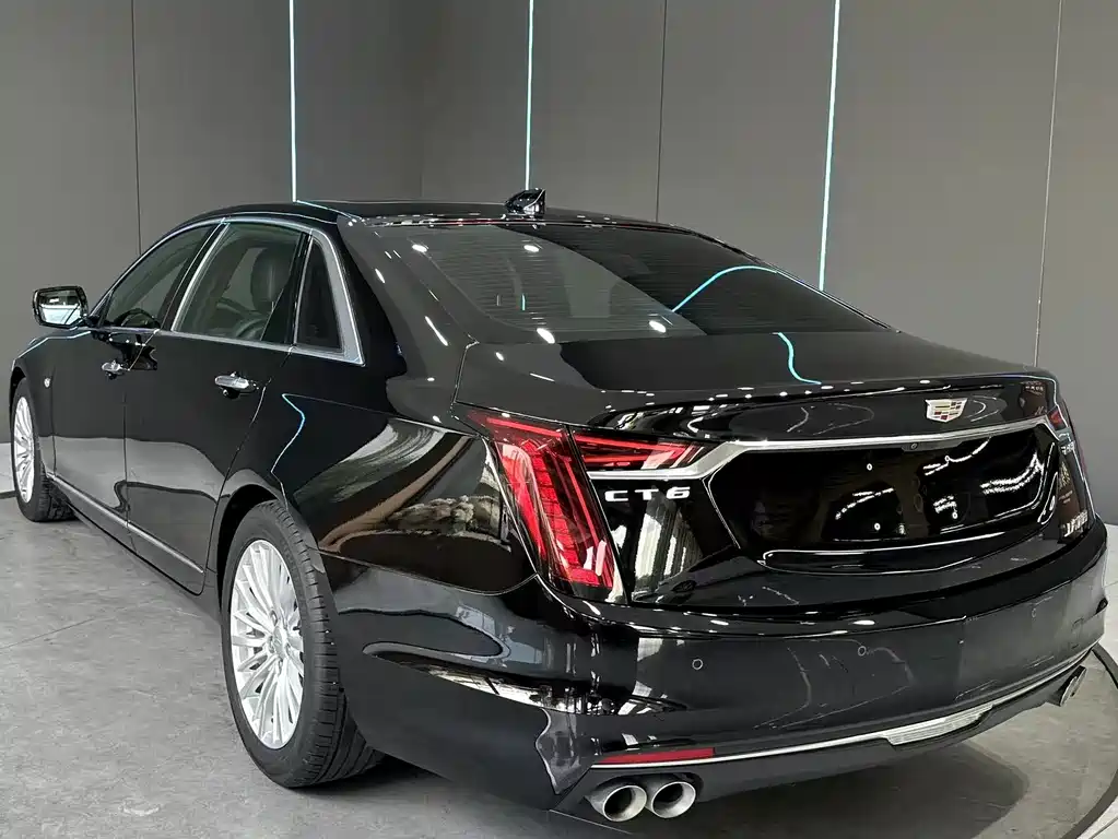 Cadillac CT6 2022 28T