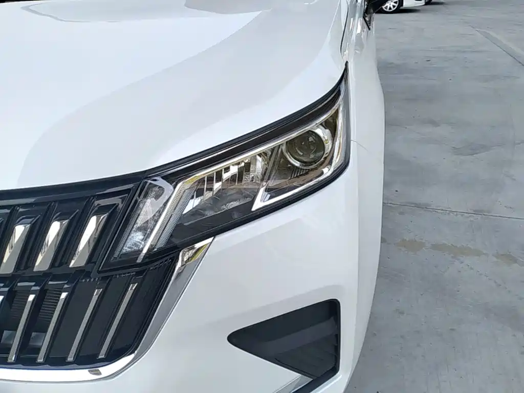 Wuling Jiachen — миниатюра 24