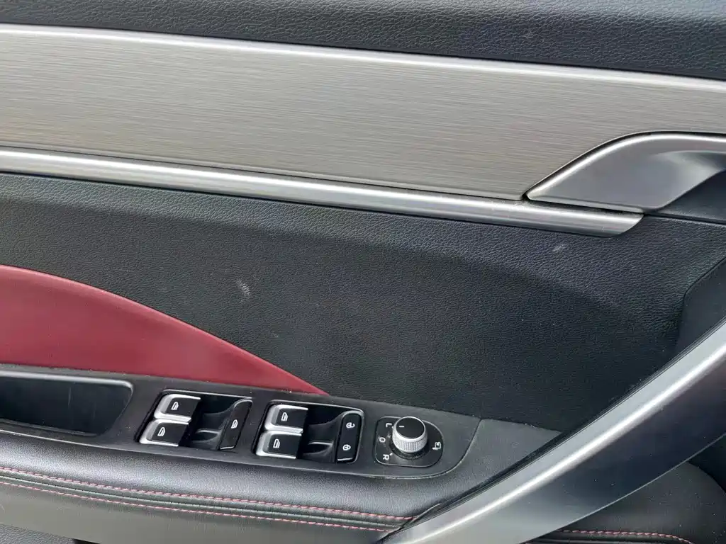 Geely Binyue — миниатюра 20