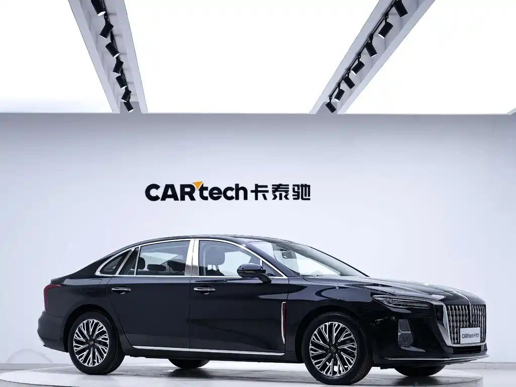 Hongqi H5 2025 2.0T AT