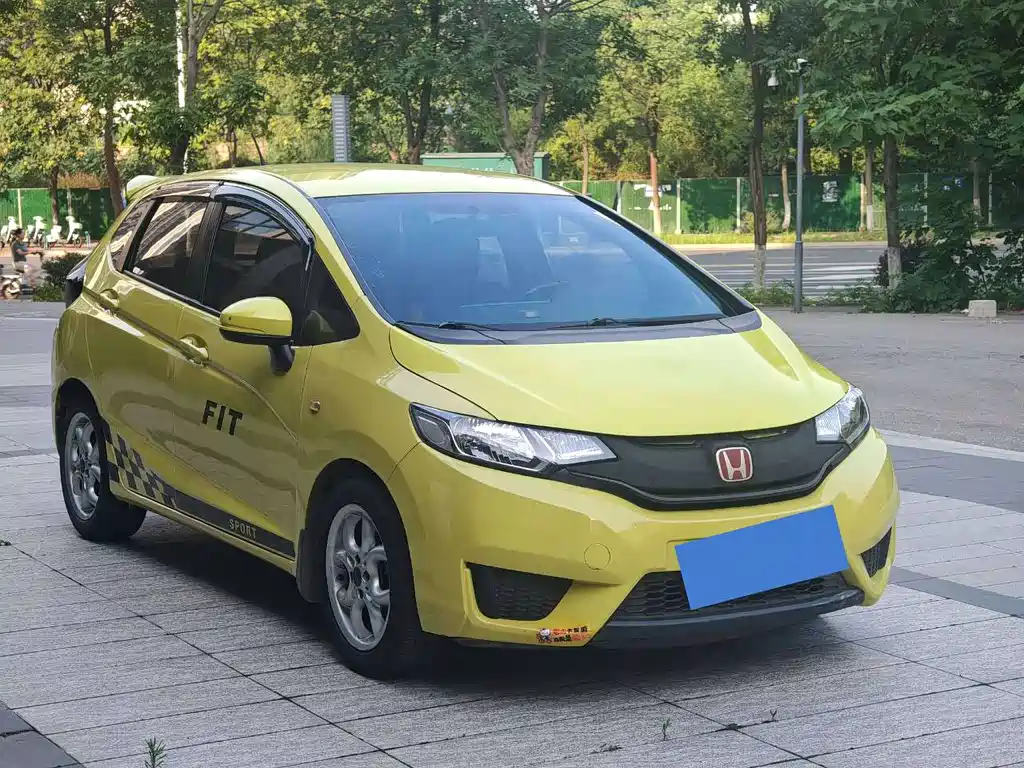 Honda Fit — миниатюра 3