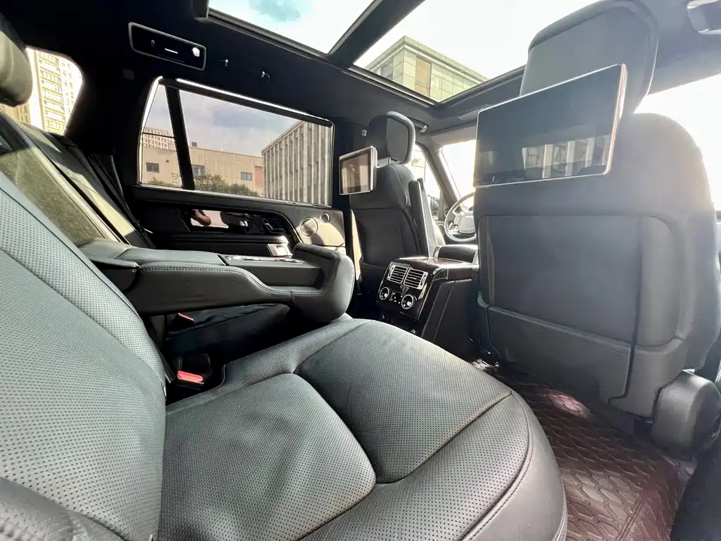 Land Rover Range Rover — миниатюра 36