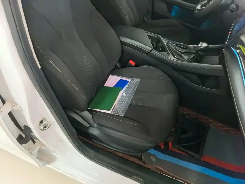 Roewe i5 — миниатюра 25