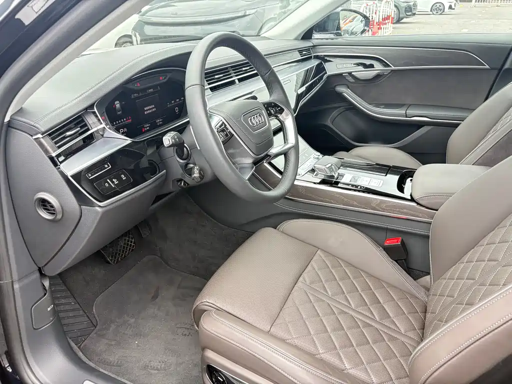 Audi A8 — фотографии объявления, Фото 11