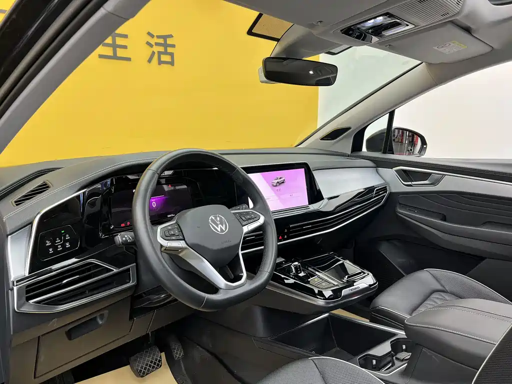 Volkswagen Viloran 2022 380TSI Flagship 6 мест
