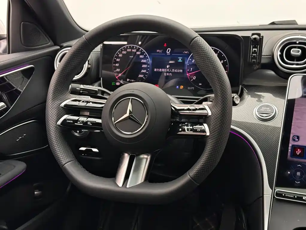 Mercedes-Benz C-Class — миниатюра 12