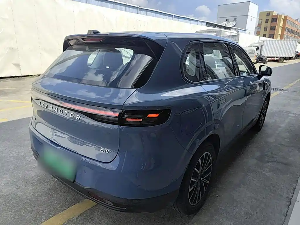 Leapmotor Leapmotor B10 — миниатюра 7