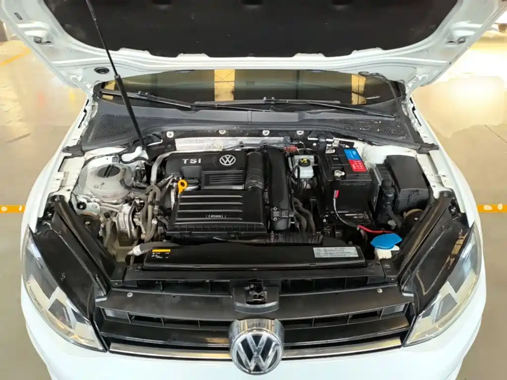 Volkswagen Golf — миниатюра 20