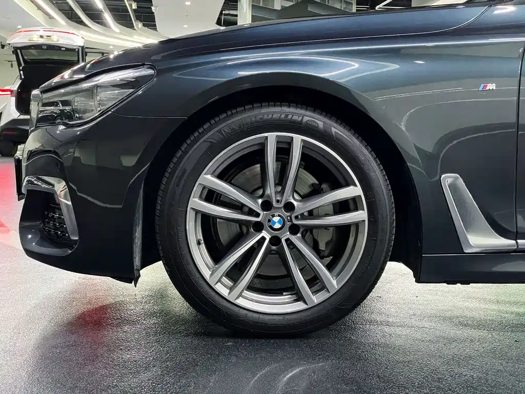BMW 7 Series 7 2018 730Li Lead M Sport