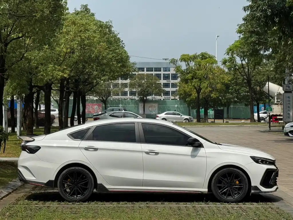 Geely Binrui — миниатюра 15
