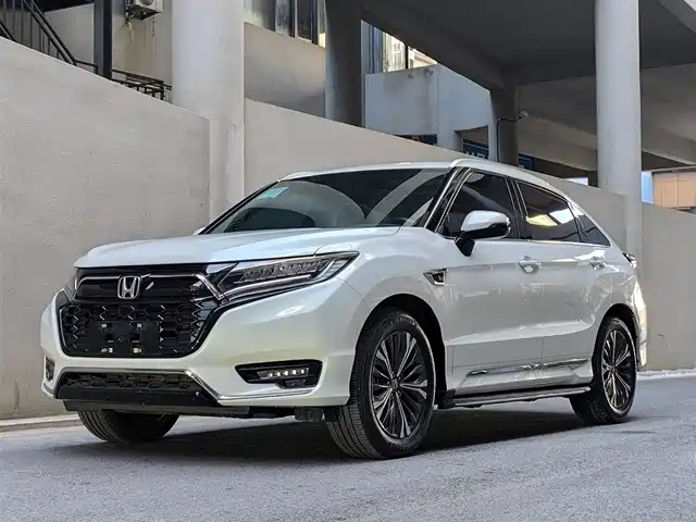 HONDA UR V
