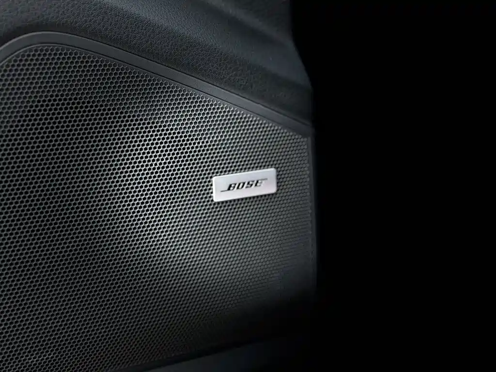 Porsche Cayenne — миниатюра 6