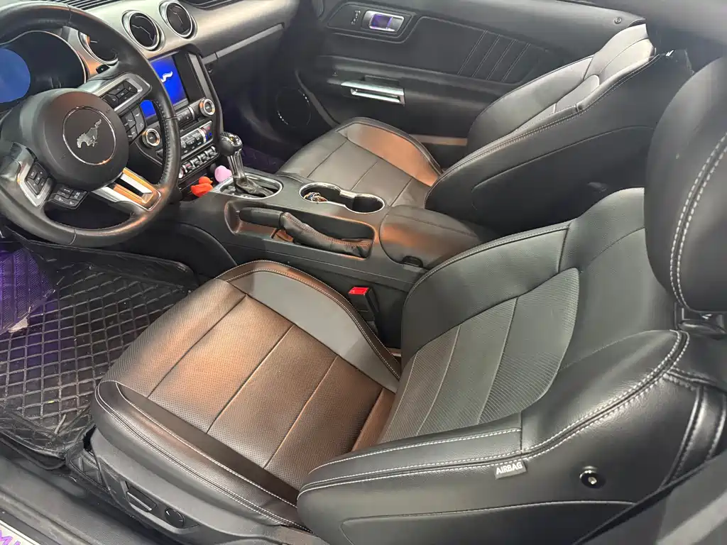 Ford Mustang 2022 2.3T EcoBoost