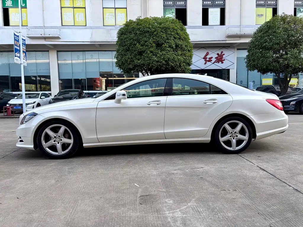 Mercedes-Benz CLS — миниатюра 12