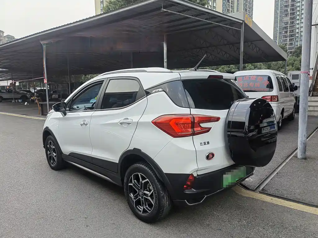 BYD Yuan Pro — миниатюра 15