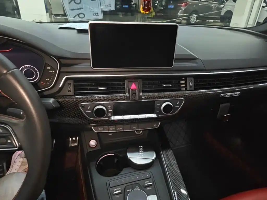 Audi S4 — миниатюра 13