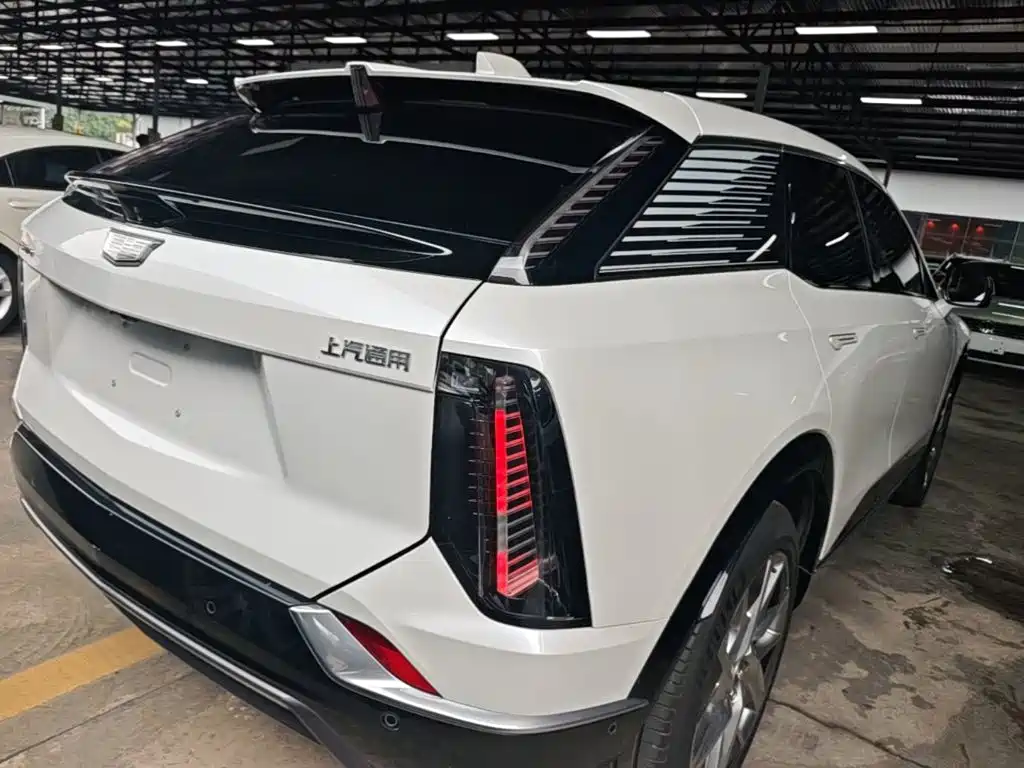 Cadillac IQ — миниатюра 7