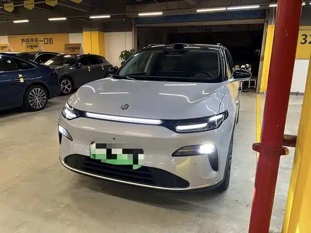 2025 Leapmotor C11
