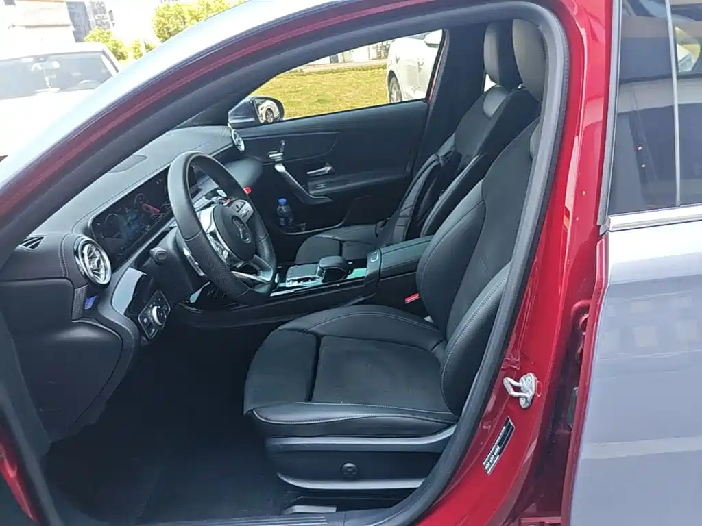 Mercedes-Benz A-Class — миниатюра 15