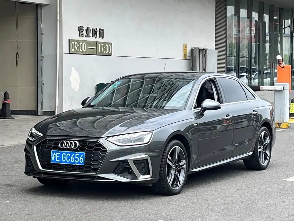 Купить Audi A4L