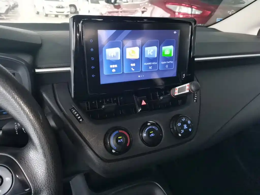 Toyota Corolla — миниатюра 13