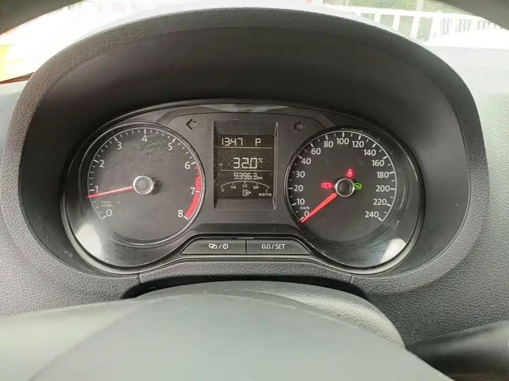 Volkswagen Polo — миниатюра 12