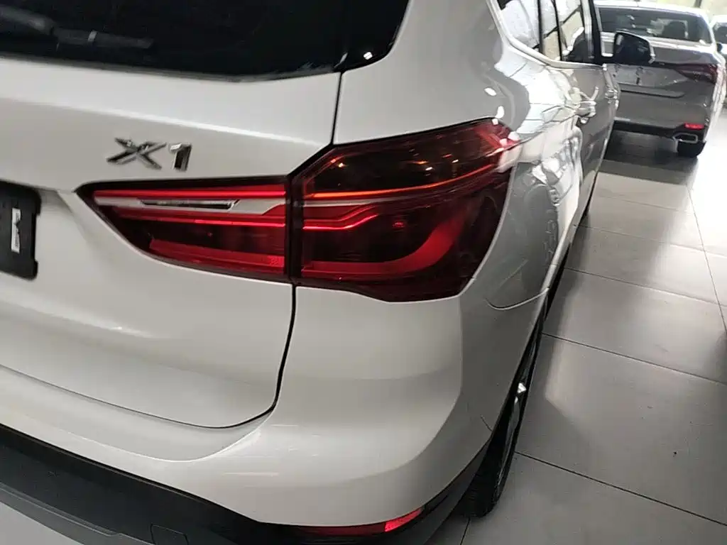 BMW X1 — миниатюра 8