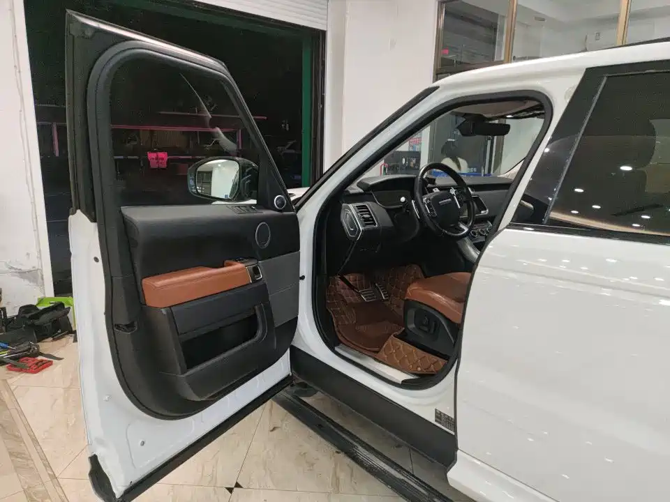 Land Rover Sport — миниатюра 5