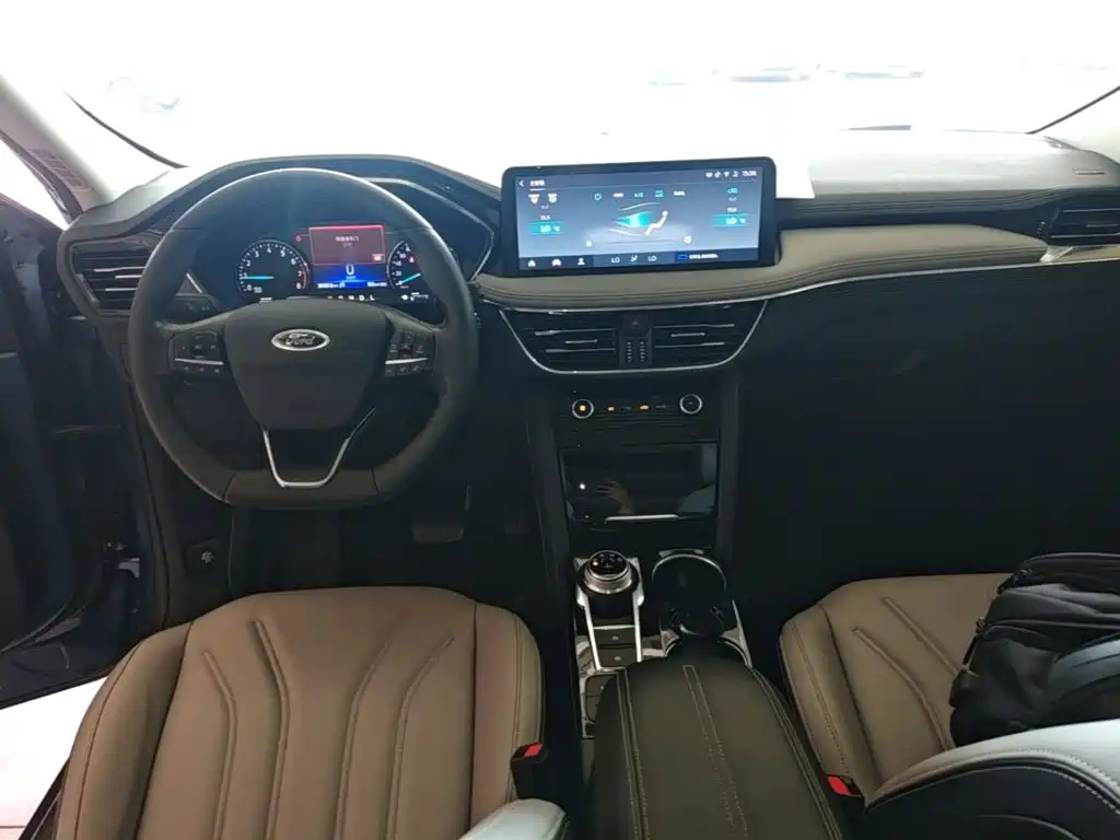 Ford Escape — миниатюра 10