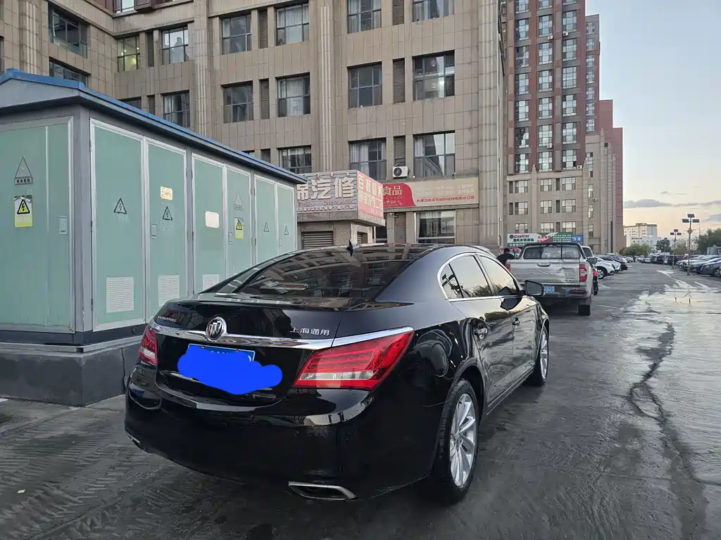 Buick LaCrosse — миниатюра 12