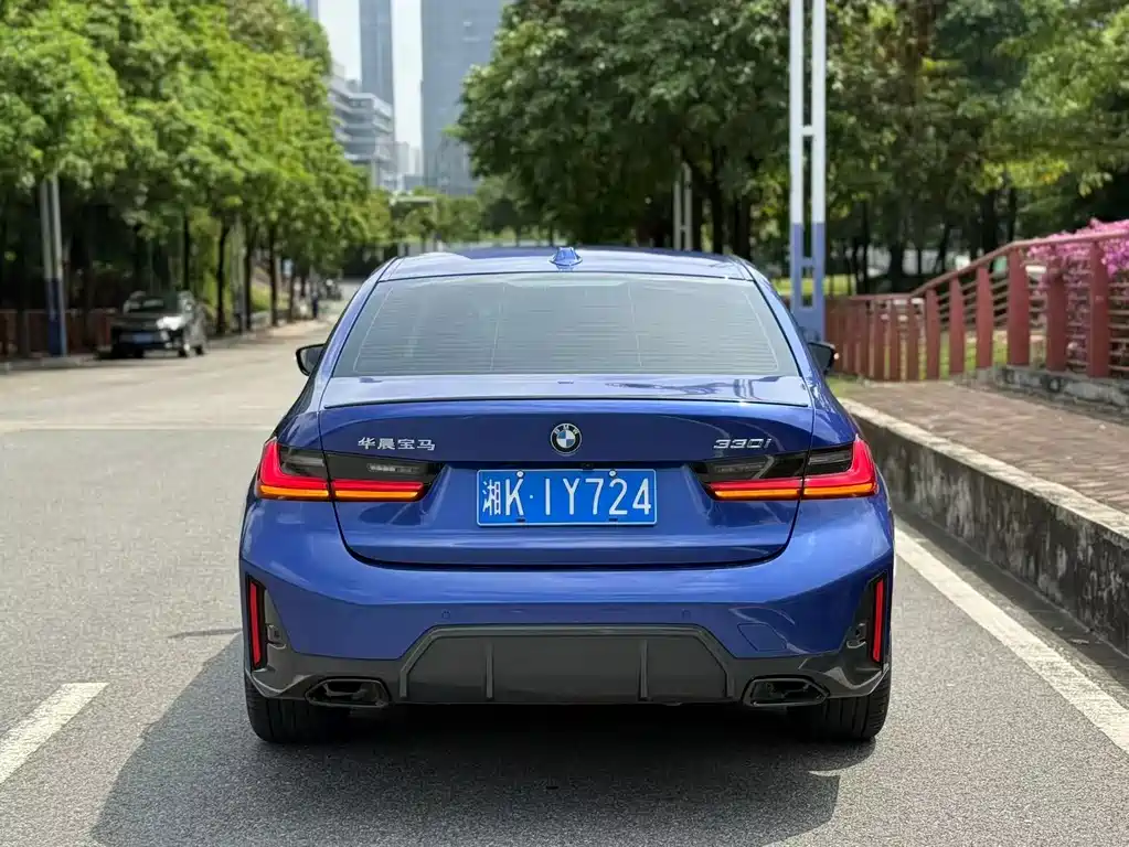 BMW 3 Series — миниатюра 9