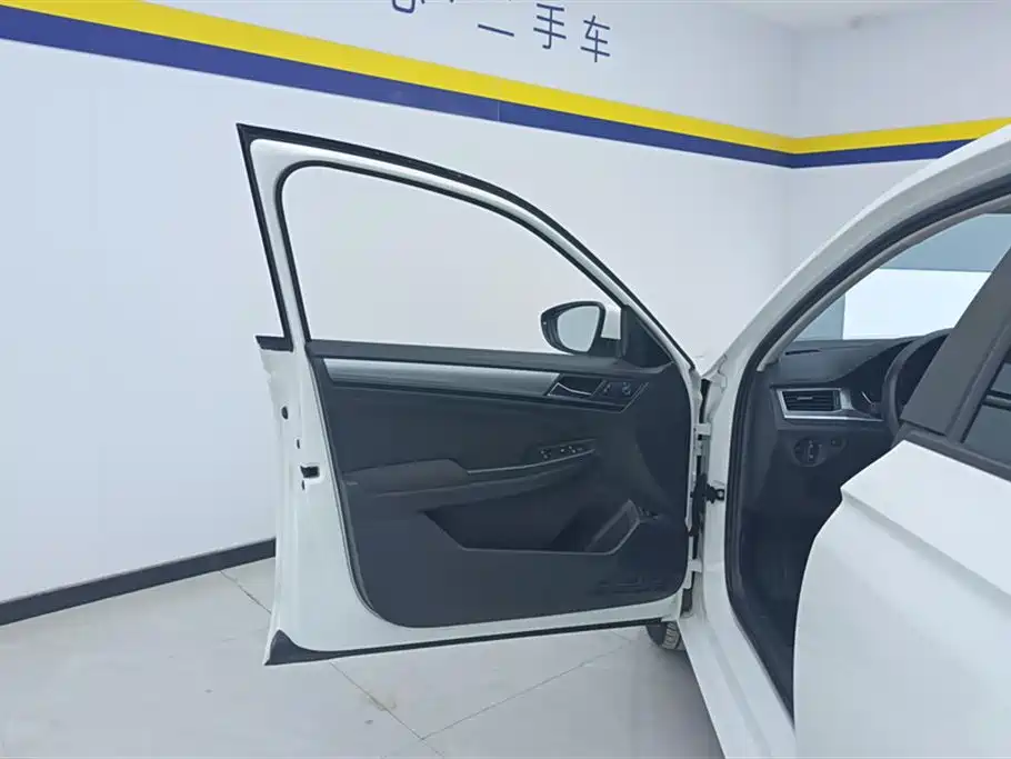 Volkswagen Bora 2019 1.5L AT Fashion VI