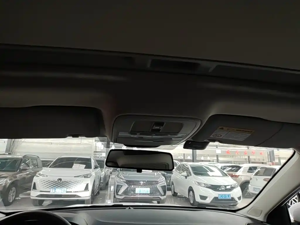 Roewe i5 — миниатюра 18