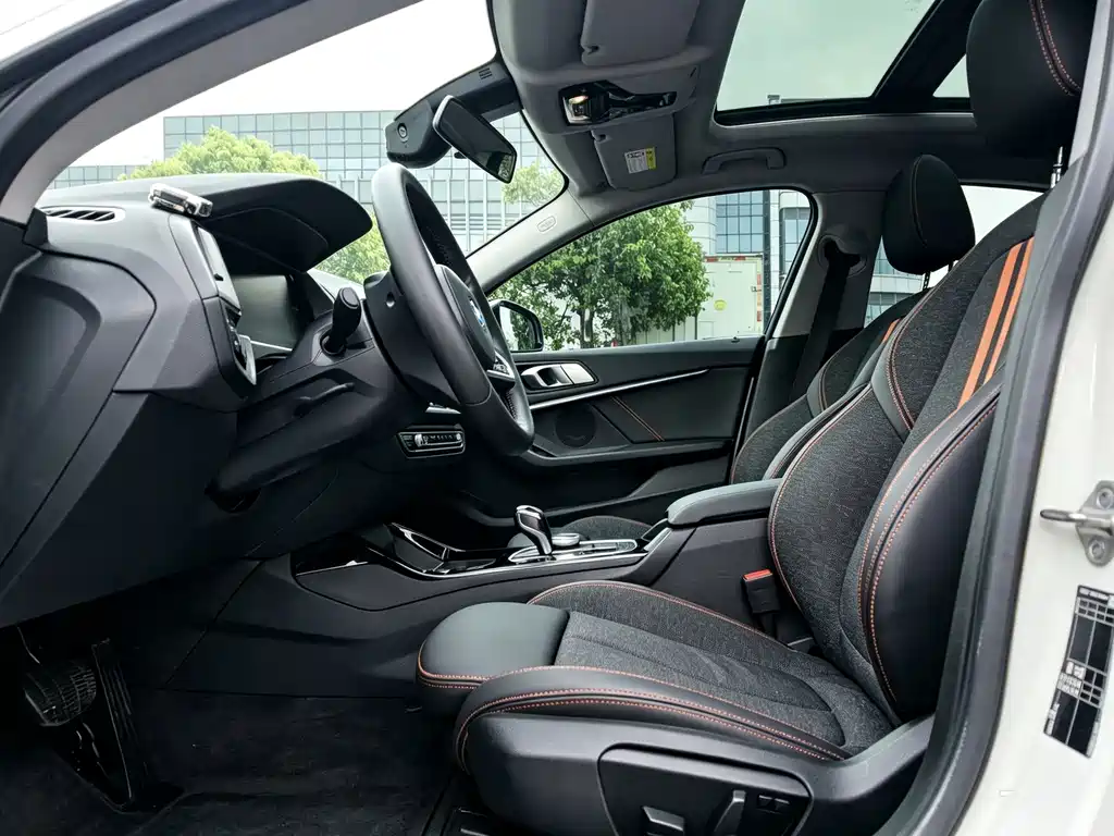 BMW 2 Series (Import) — миниатюра 4