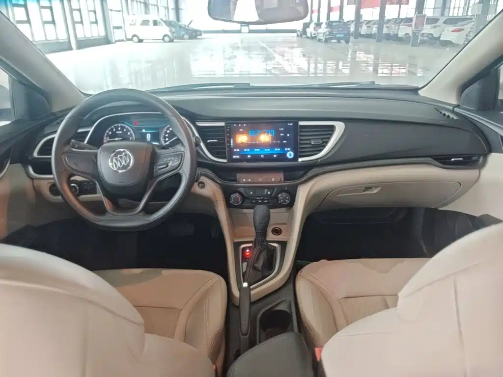 Buick Excelle — миниатюра 10
