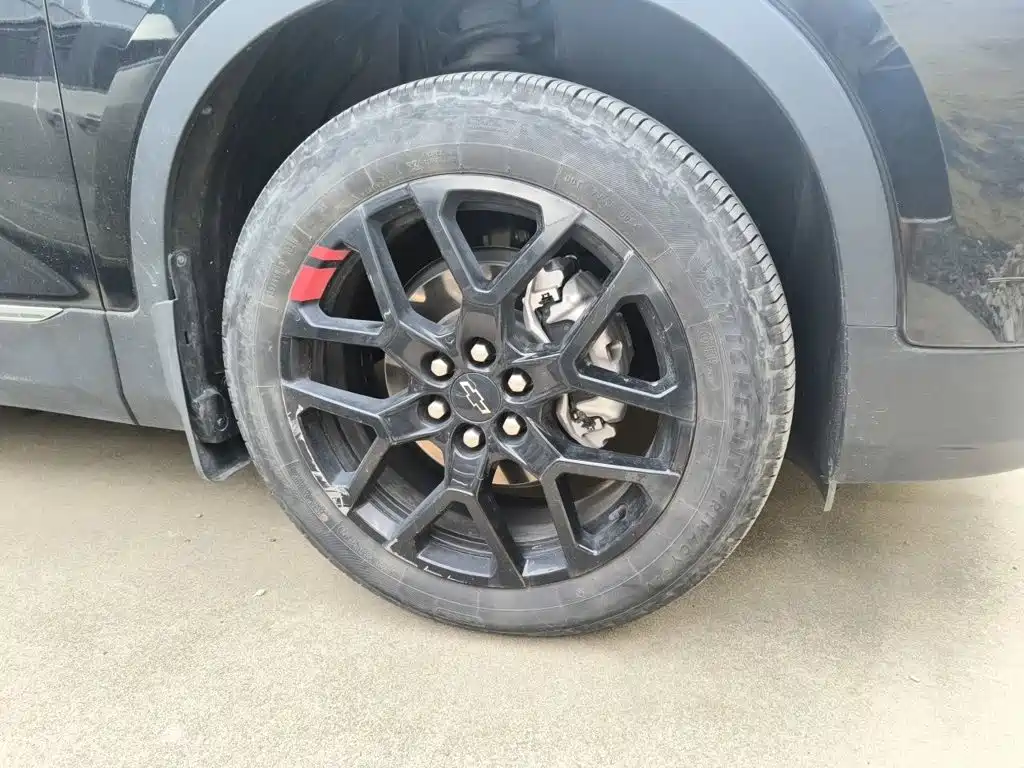 Chevrolet Blazer — миниатюра 24