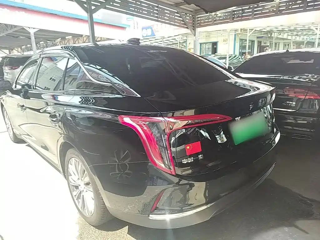 Hongqi Hongqi E-QM5 — миниатюра 5