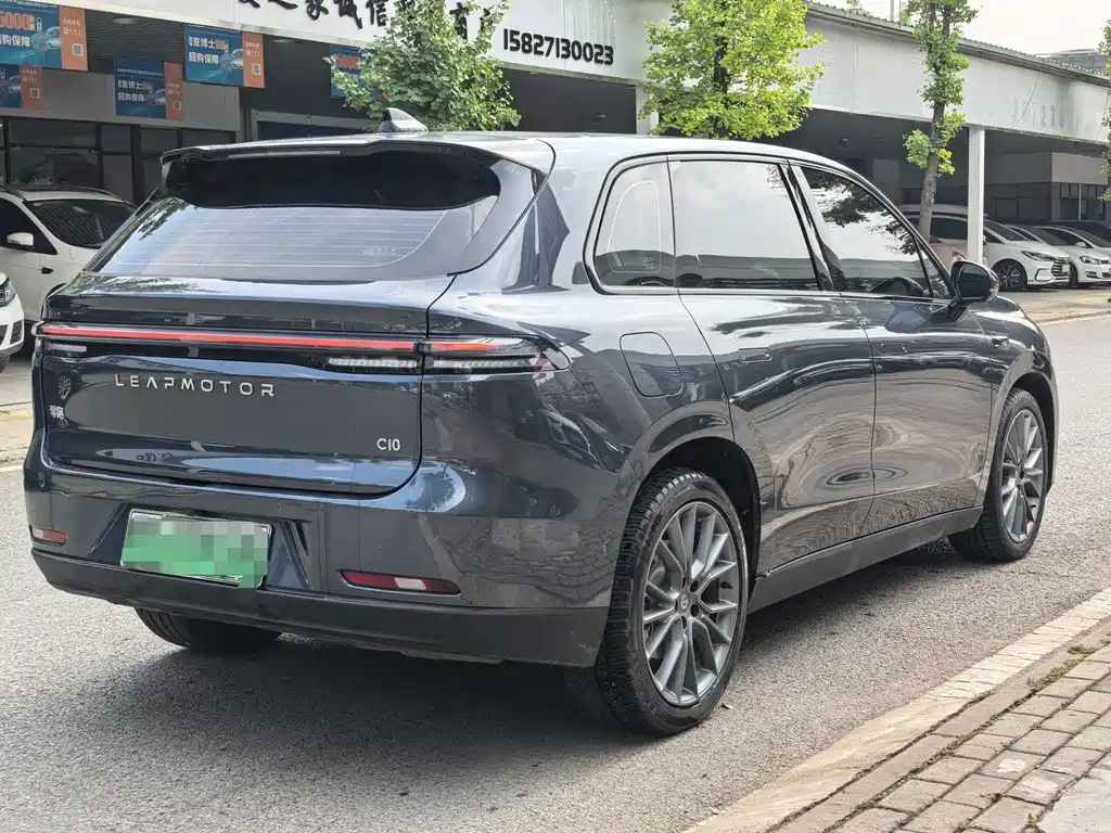 Leapmotor Leapmotor C10 — миниатюра 7