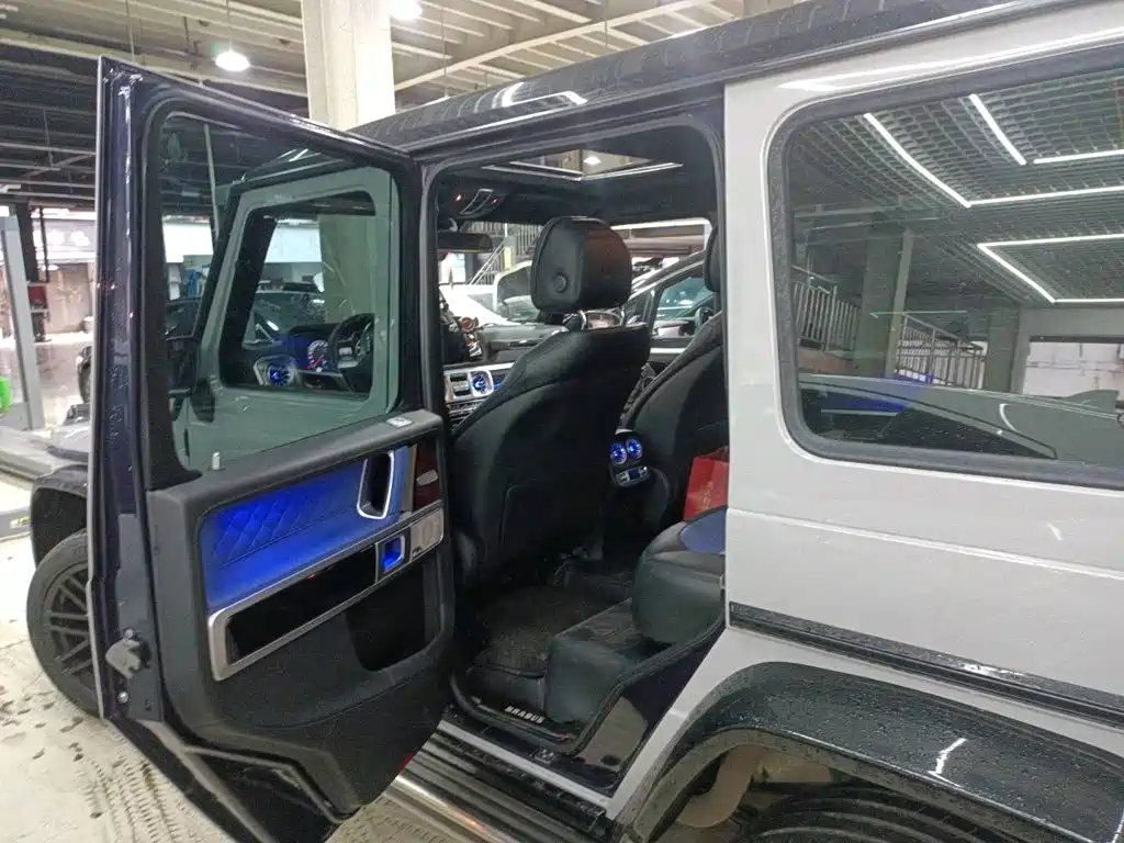 Mercedes-Benz G-Class — миниатюра 6